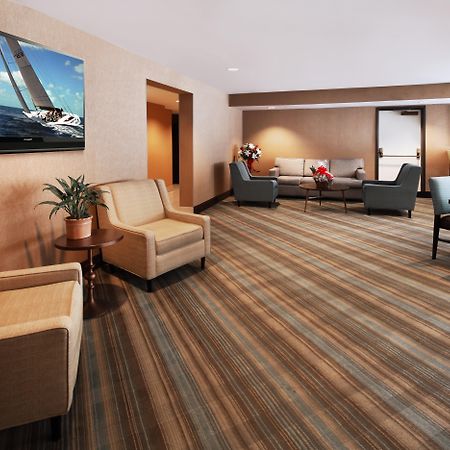 Holiday Inn Express Port Hueneme By Ihg Esterno foto