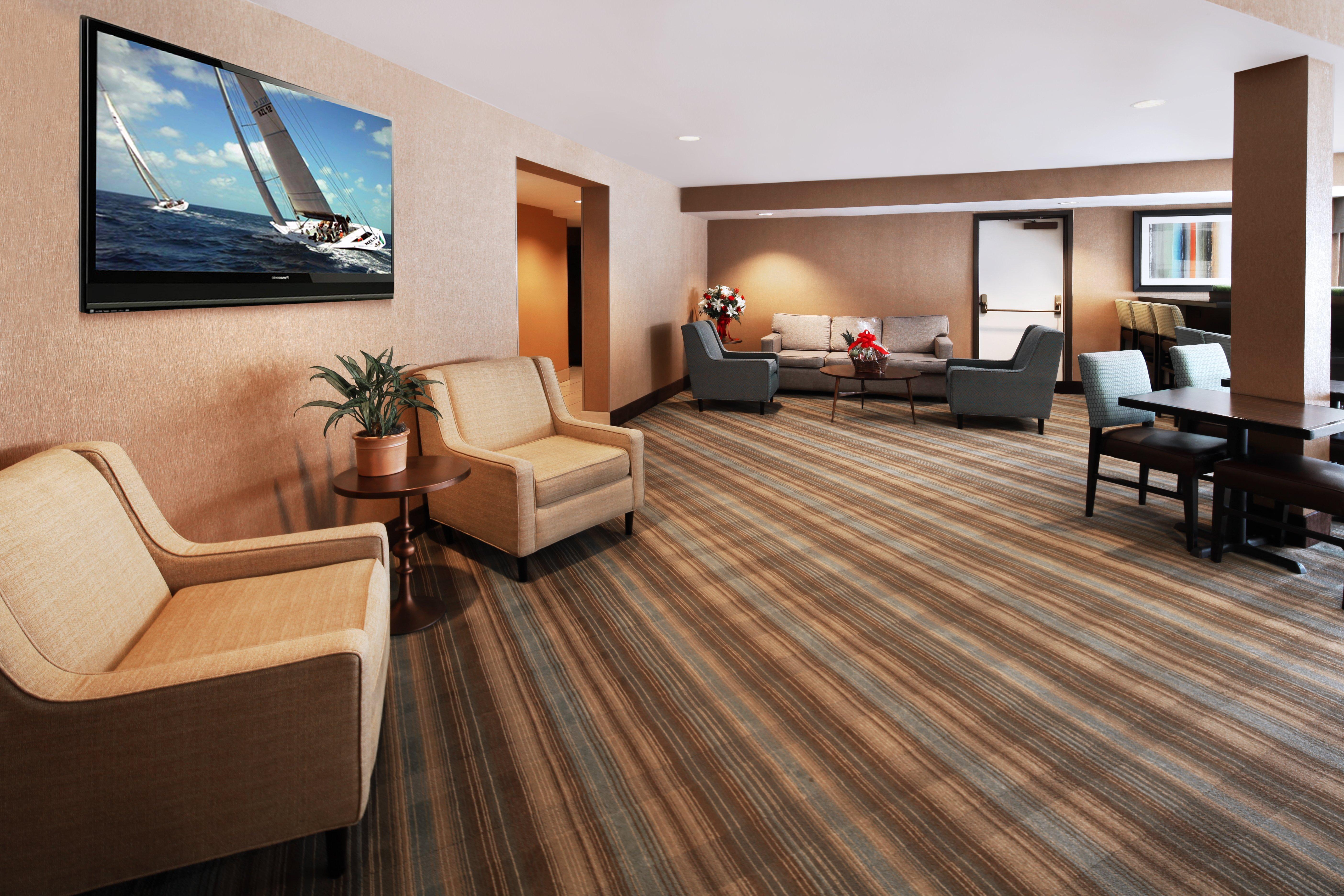 Holiday Inn Express Port Hueneme By Ihg Esterno foto