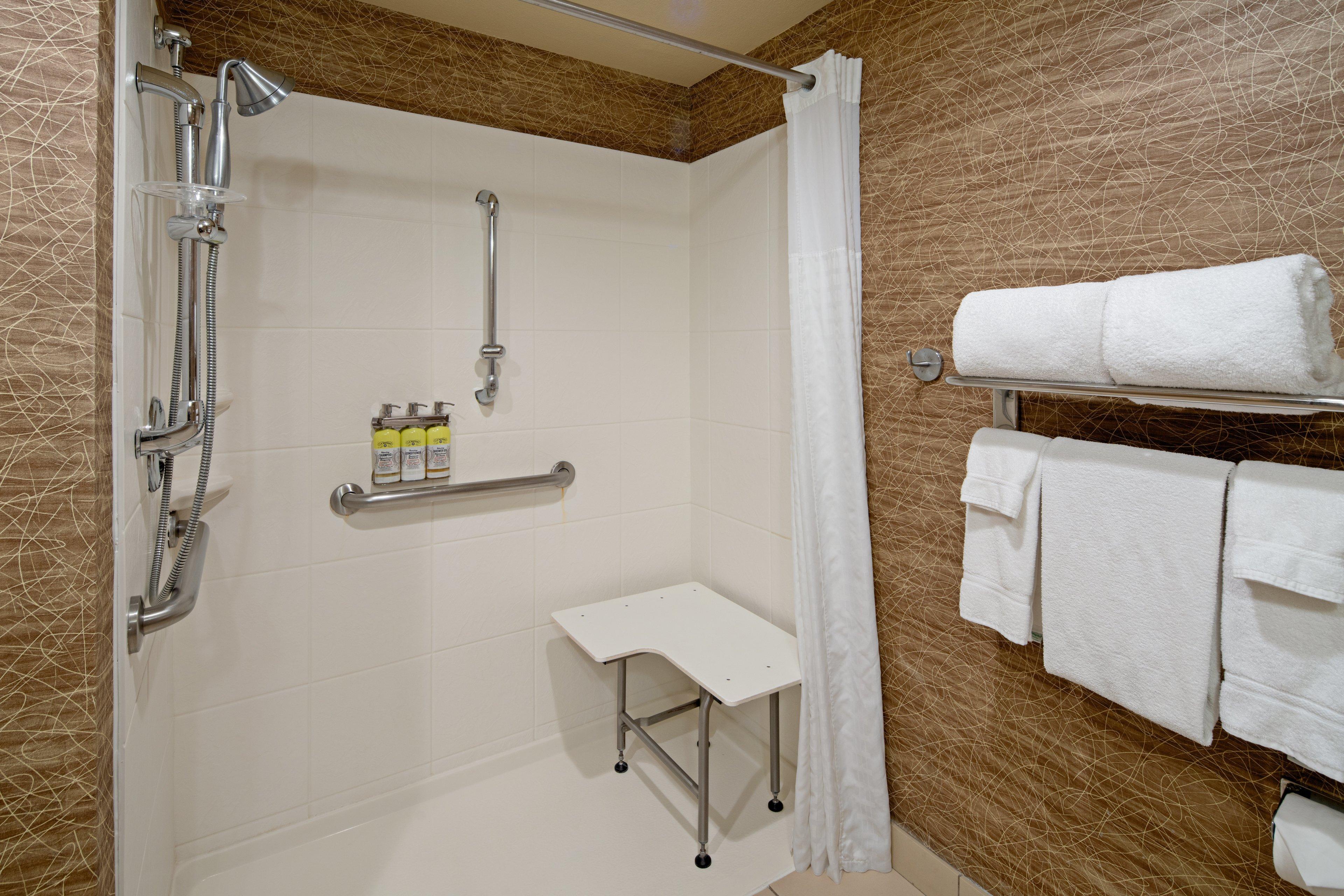 Holiday Inn Express Port Hueneme By Ihg Esterno foto