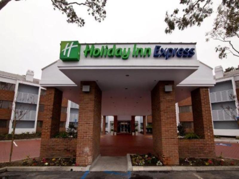 Holiday Inn Express Port Hueneme By Ihg Esterno foto