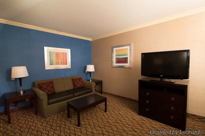 Holiday Inn Express Port Hueneme By Ihg Esterno foto